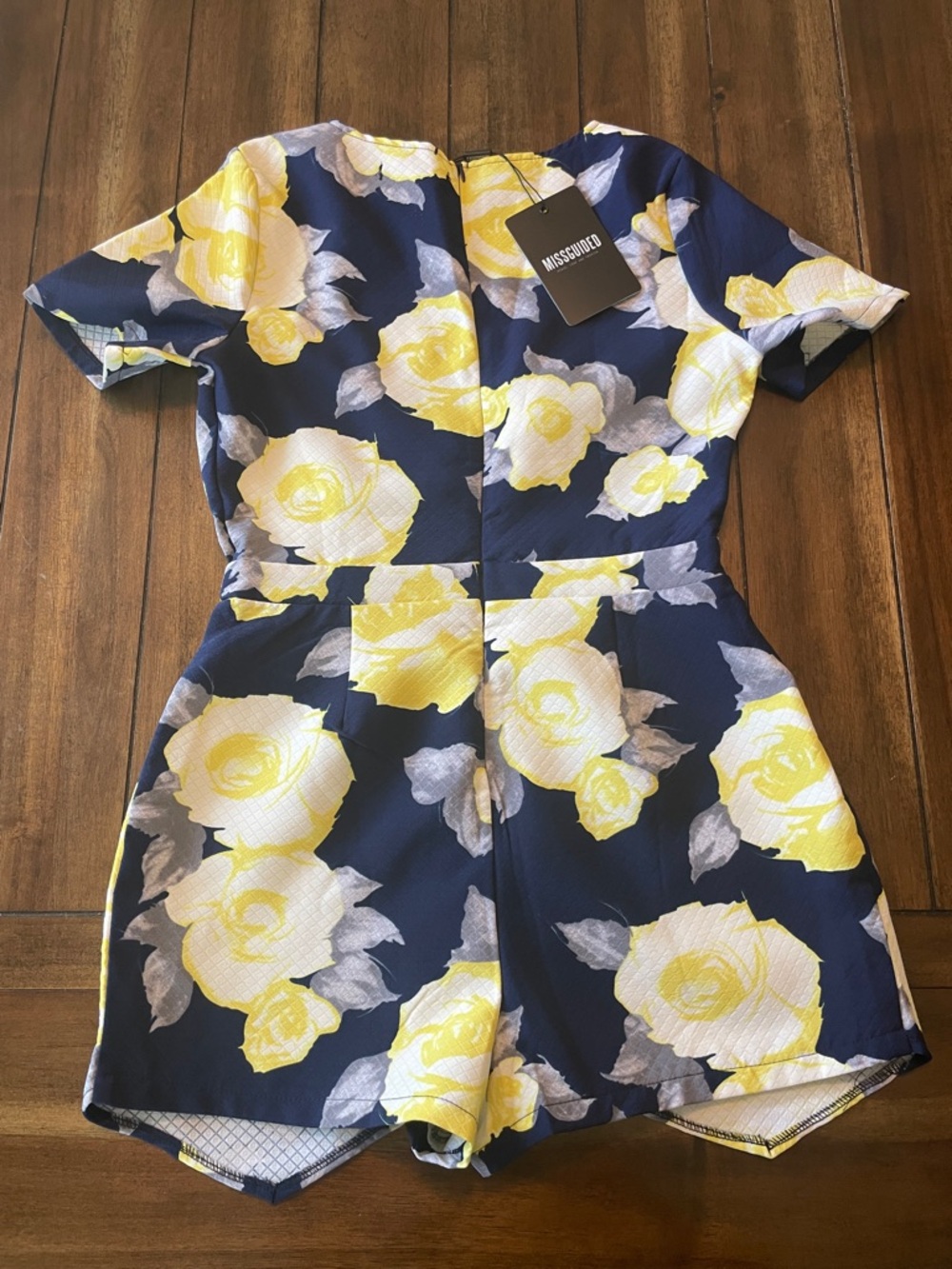 NWT Missguided Navy & Yellow Floral Jumpsuit/Romper, Size 6 - Picture 3 of 4